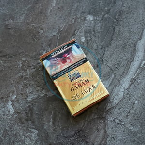 Gudang Garam De Luxe 12's 3 Gudang Garam De Luxe 12's